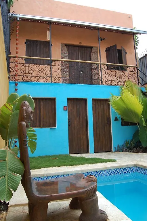 La Choza Guesthouse Santo Domingo 3*,