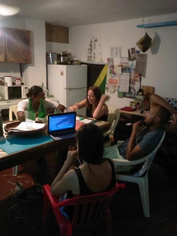 La Choza Guesthouse Santo Domingo